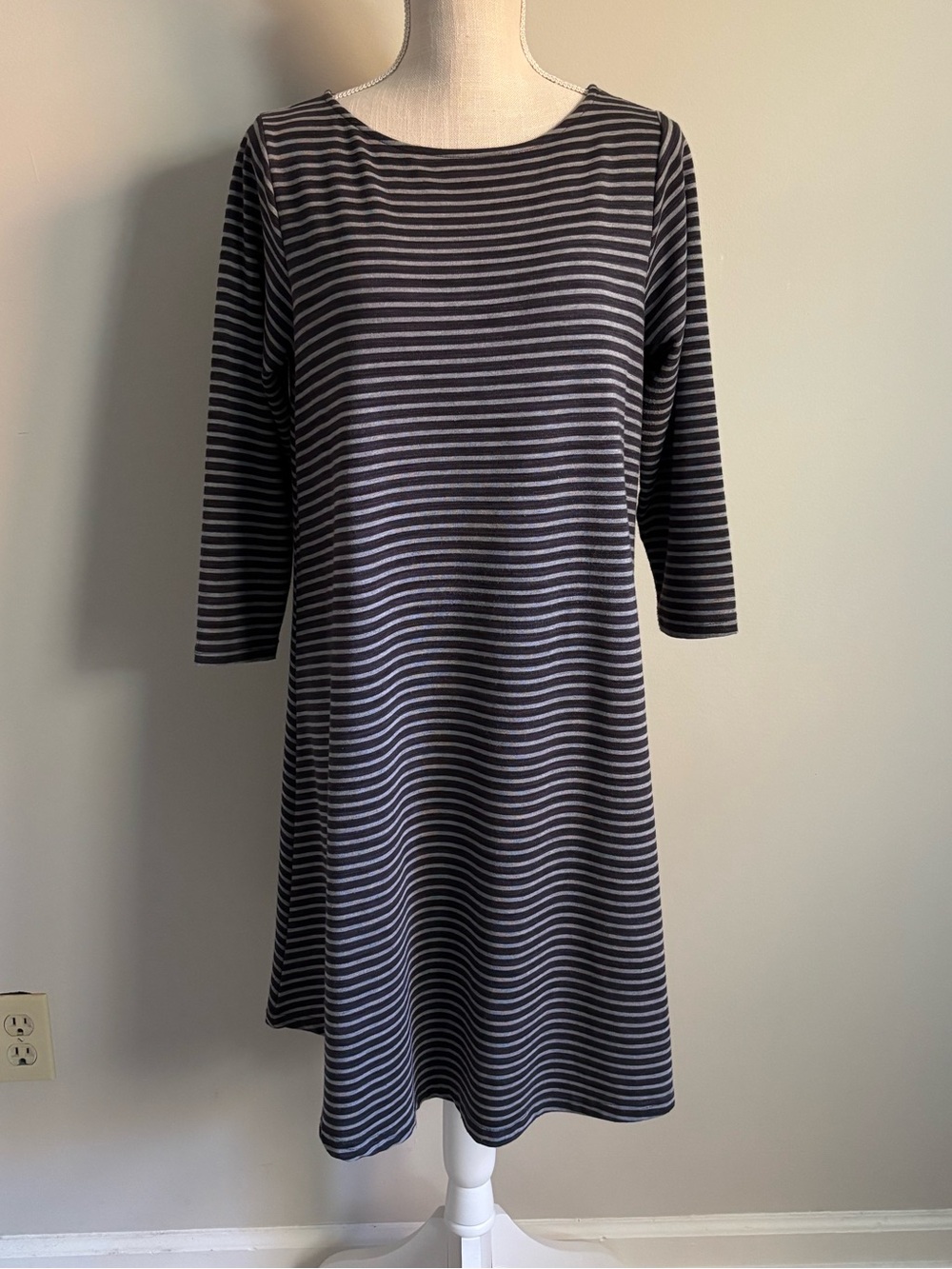 Long Sleeve Scoop Neck Striped Dress Blue and Gray